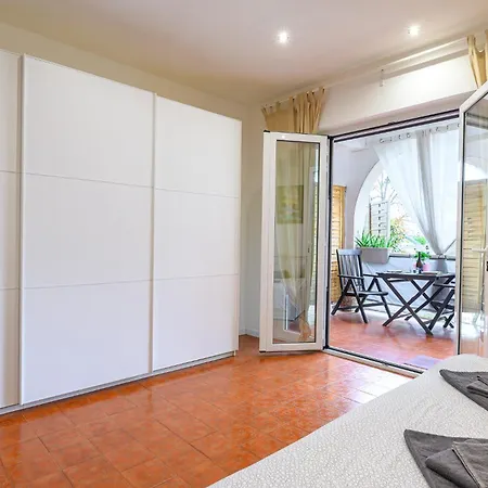 - Bel Poggio Apartmán Řím
